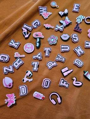 53 Pink/Girl/Breast Cancer Jibbitz